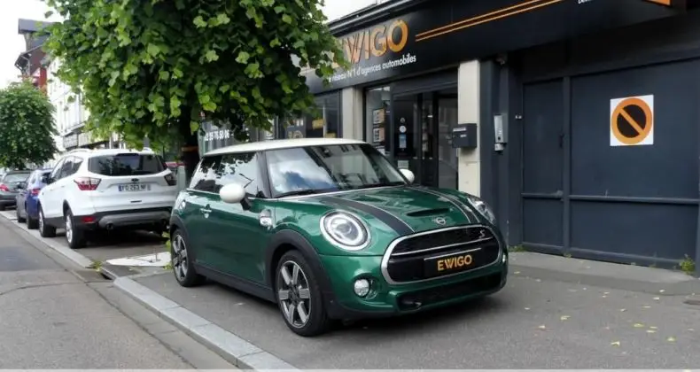 Photo 1 : Mini One 2020 Petrol