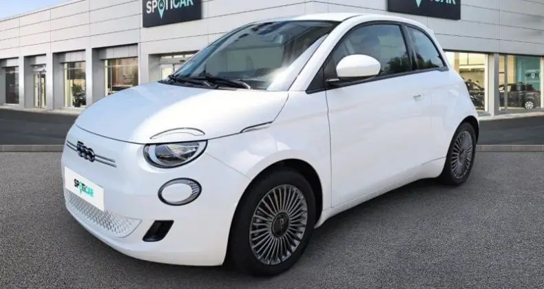 Photo 1 : Fiat 500 2022 Electric