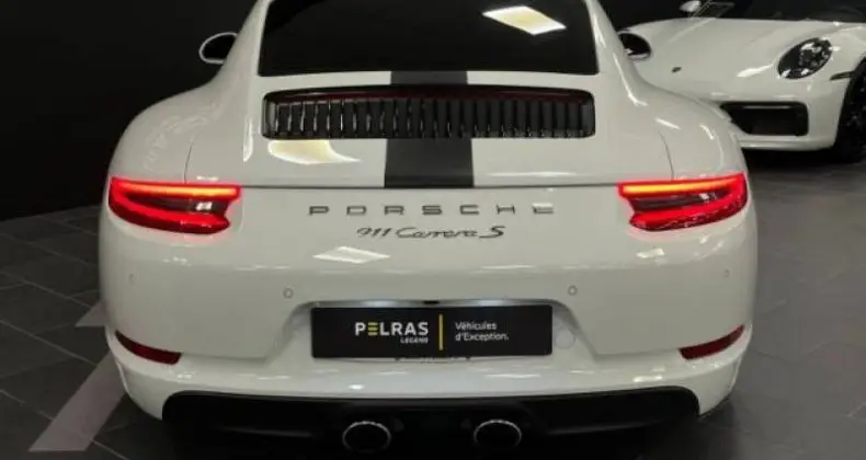 Photo 1 : Porsche 911 2016 Essence