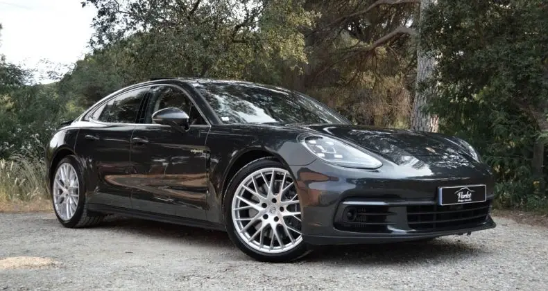 Photo 1 : Porsche Panamera 2018 Hybrid