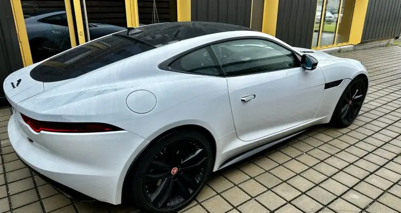 Photo 1 : Jaguar F-type 2019 Petrol