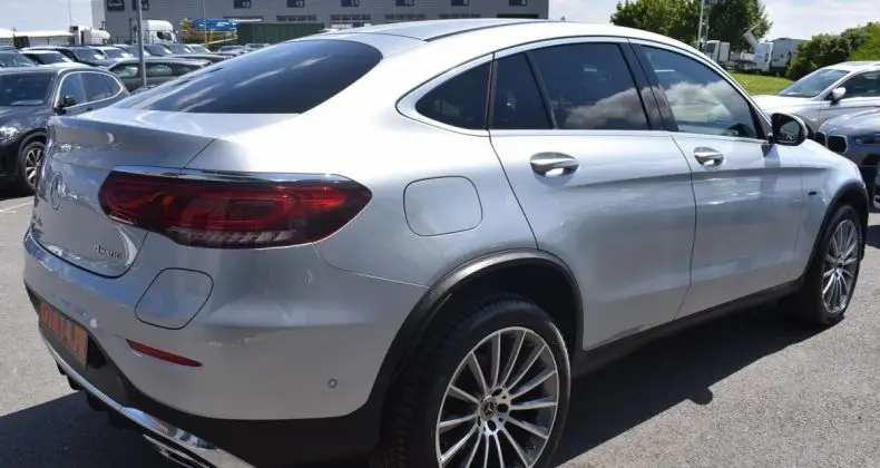 Photo 1 : Mercedes-benz Classe Glc 2021 Hybrid