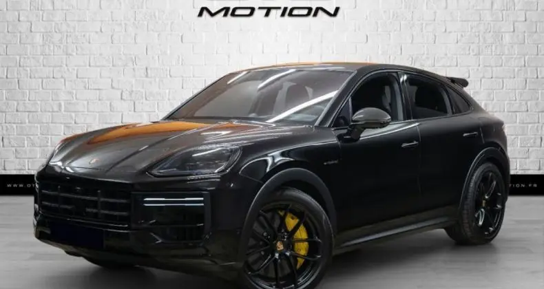 Photo 1 : Porsche Cayenne 2024 Hybrid