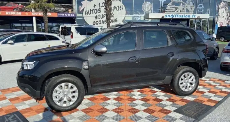 Photo 1 : Dacia Duster 2024 Essence