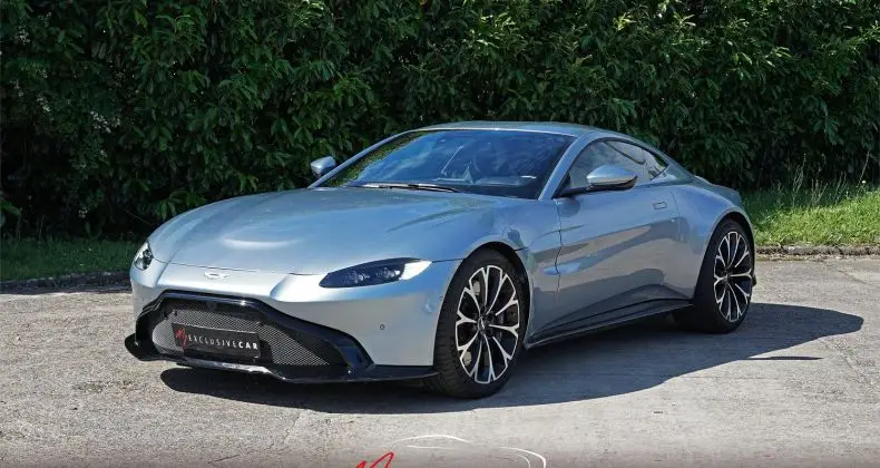 Photo 1 : Aston Martin V8 2018 Essence