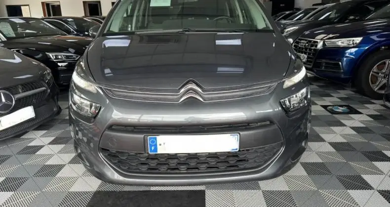 Photo 1 : Citroen C4 2016 Petrol