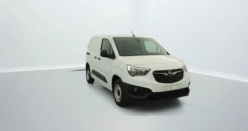 Photo 1 : Opel Combo 2024 Diesel