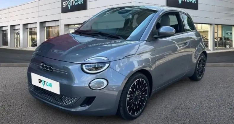 Photo 1 : Fiat 500 2022 Électrique