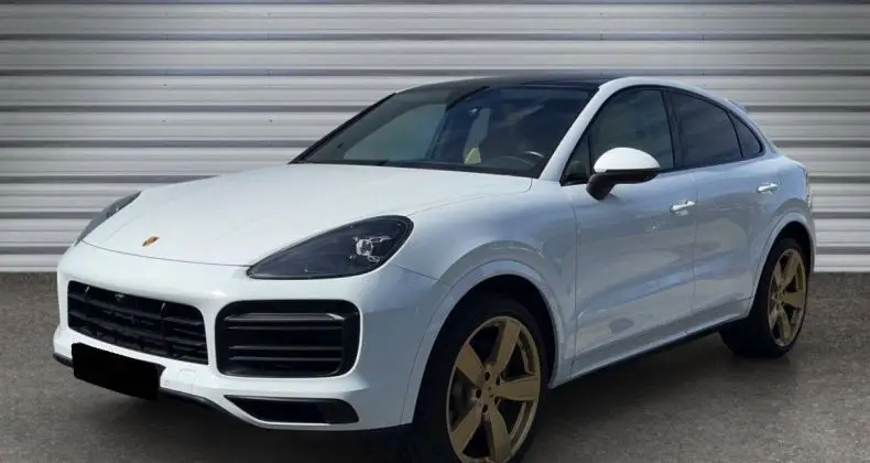 Photo 1 : Porsche Cayenne 2022 Petrol