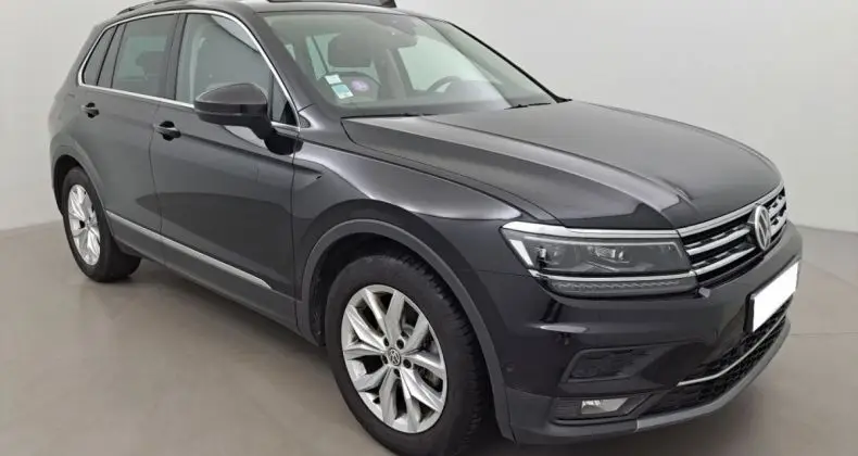 Photo 1 : Volkswagen Tiguan 2020 Essence