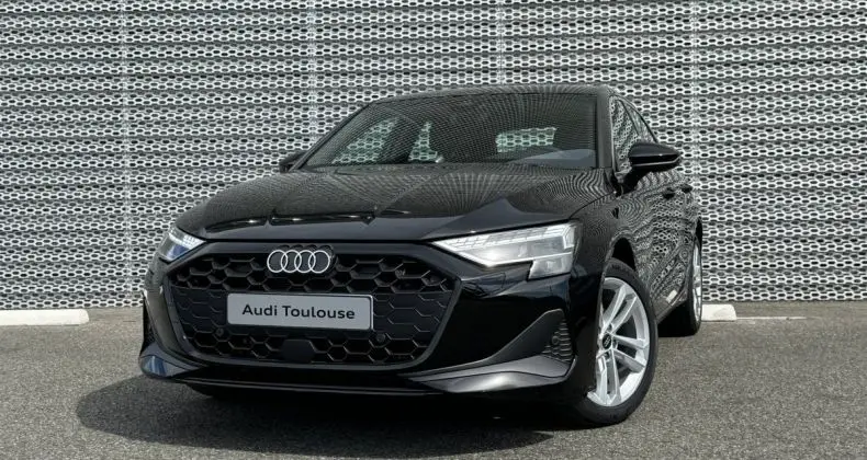 Photo 1 : Audi A3 2024 Essence