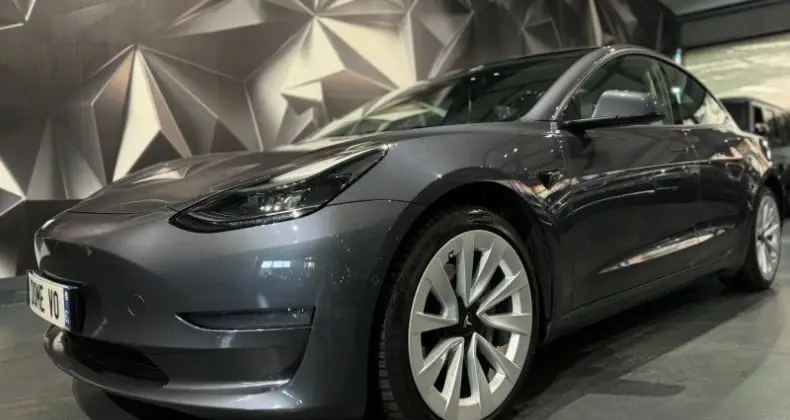 Photo 1 : Tesla Model 3 2021 Électrique