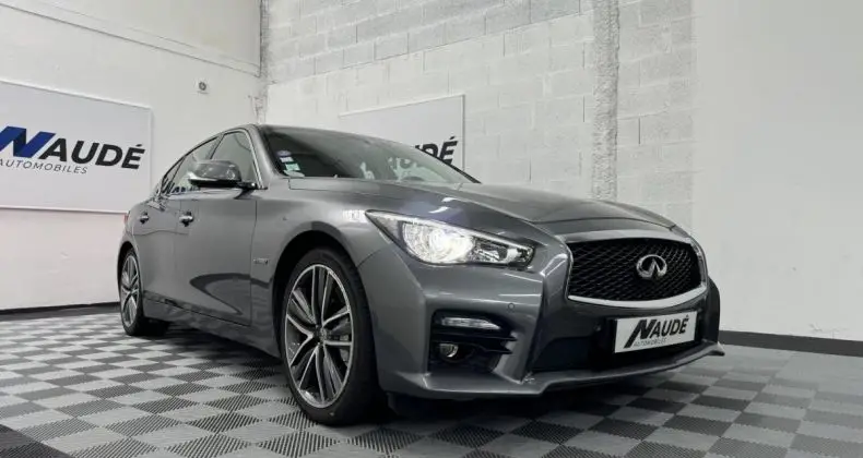 Photo 1 : Infiniti Q50 2016 Hybrid