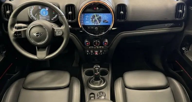 Photo 1 : Mini Countryman 2021 Essence