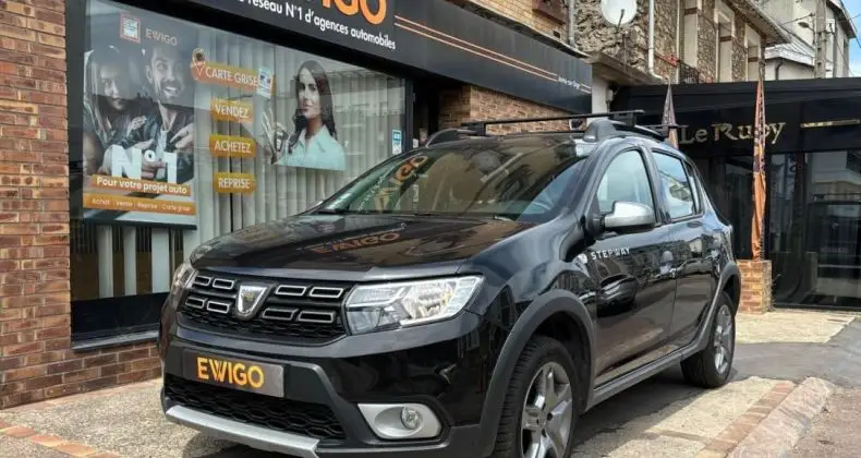 Photo 1 : Dacia Sandero 2018 Petrol