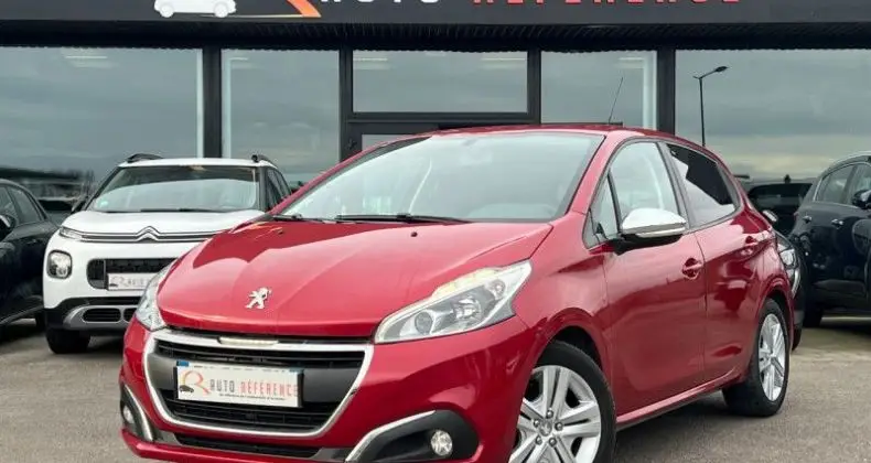 Photo 1 : Peugeot 208 2016 Essence