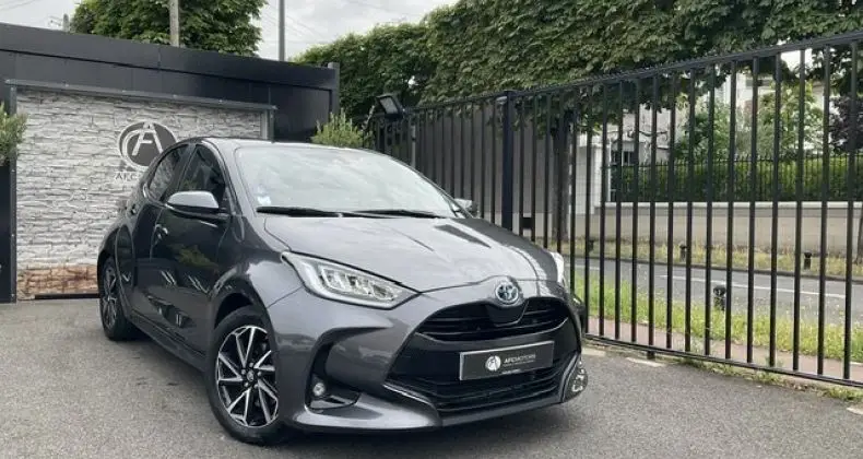 Photo 1 : Toyota Yaris 2022 Non renseigné