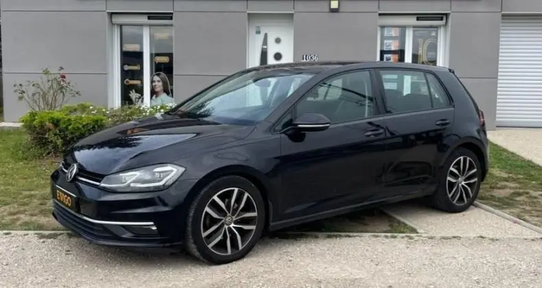 Photo 1 : Volkswagen Golf 2018 Petrol