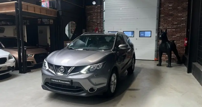 Photo 1 : Nissan Qashqai 2015 Petrol