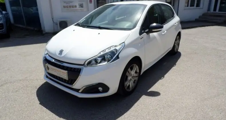 Photo 1 : Peugeot 208 2018 Diesel