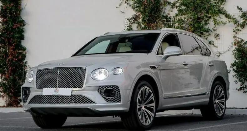 Photo 1 : Bentley Bentayga 2024 Essence