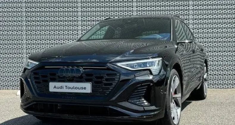 Photo 1 : Audi Q8 2024 Hybrid