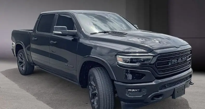 Photo 1 : Dodge Ram 2022 Petrol