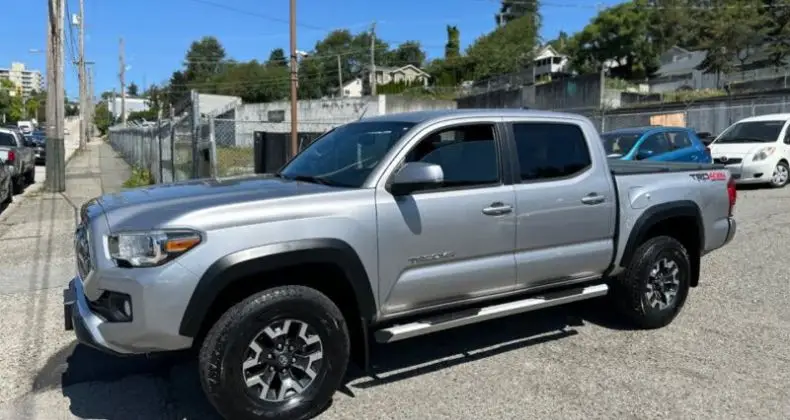 Photo 1 : Toyota Tacoma 2017 Essence