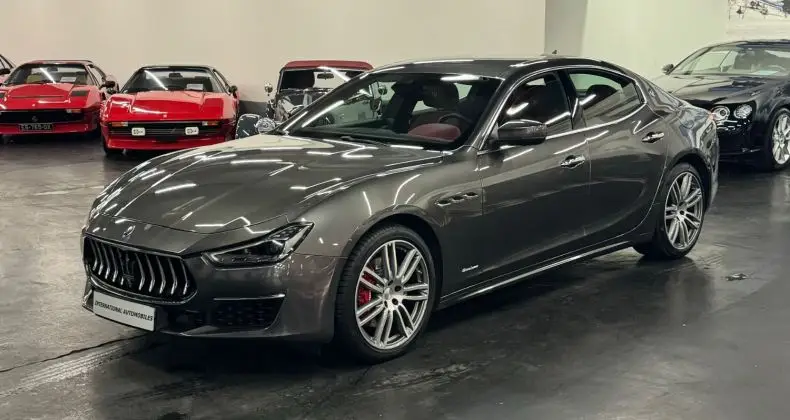 Photo 1 : Maserati Ghibli 2019 Essence