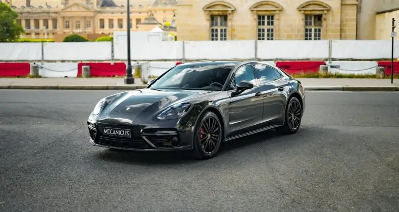 Photo 1 : Porsche Panamera 2017 Non renseigné