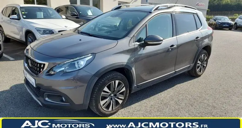 Photo 1 : Peugeot 2008 2018 Petrol