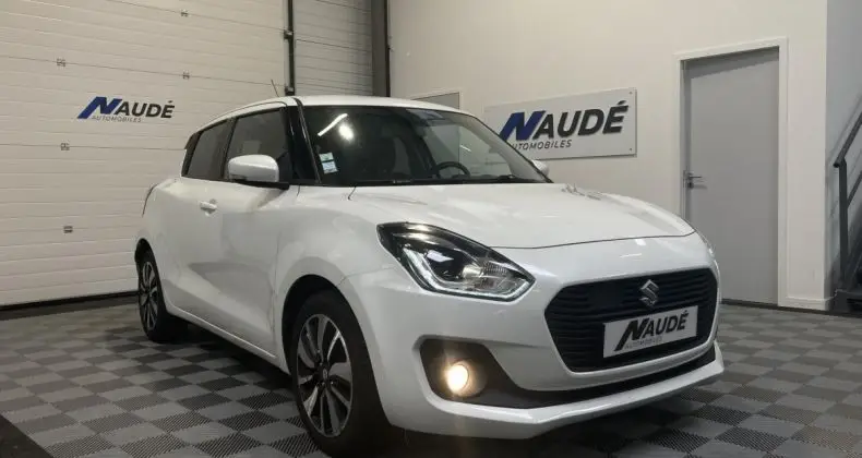 Photo 1 : Suzuki Swift 2017 Petrol