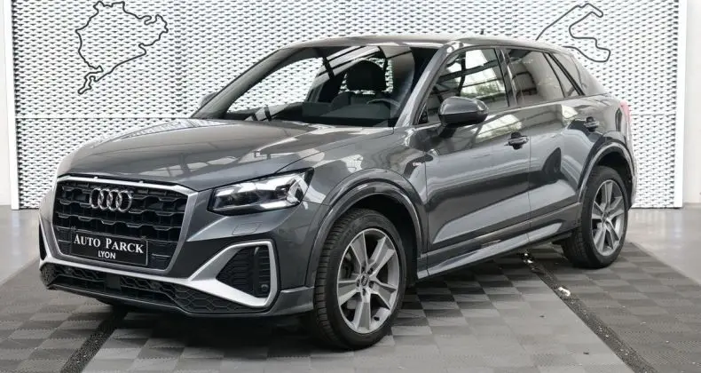 Photo 1 : Audi Q2 2020 Petrol