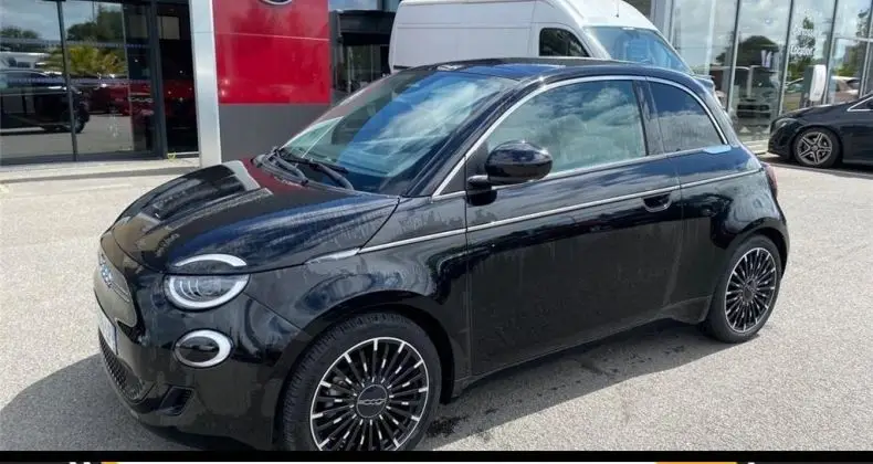 Photo 1 : Fiat 500 2022 Électrique