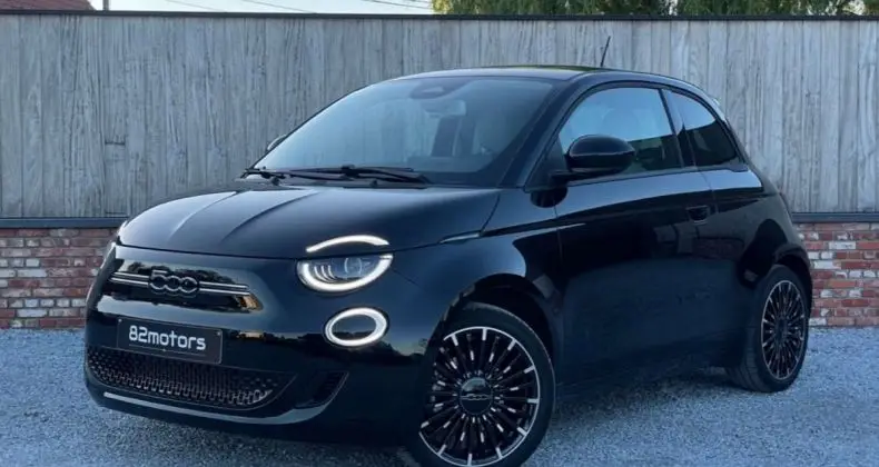 Photo 1 : Fiat 500 2021 Électrique