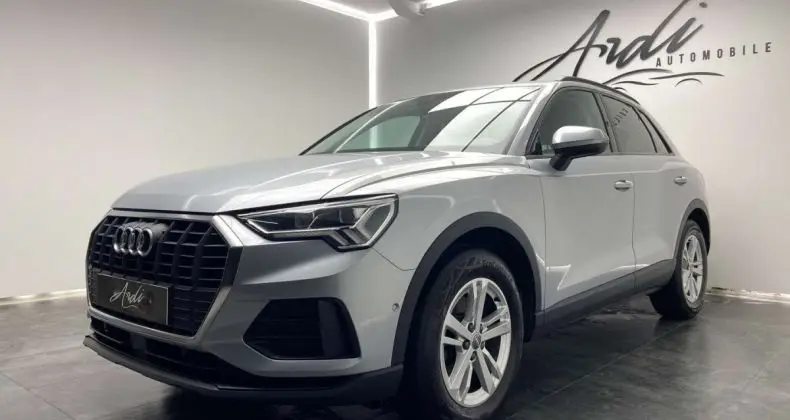 Photo 1 : Audi Q3 2019 Essence