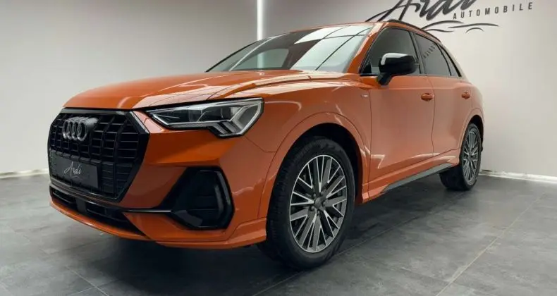 Photo 1 : Audi Q3 2019 Essence