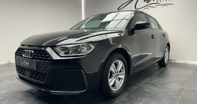 Photo 1 : Audi A1 2019 Essence