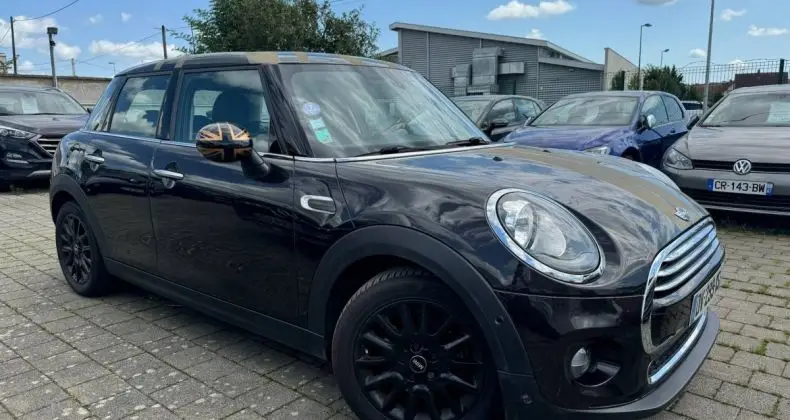 Photo 1 : Mini One 2015 Petrol