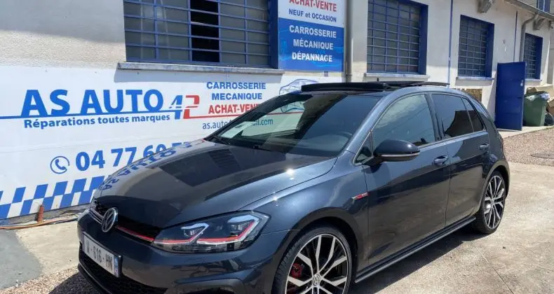 Photo 1 : Volkswagen Golf 2019 Essence