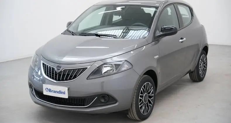 Photo 1 : Lancia Ypsilon 2024 Petrol