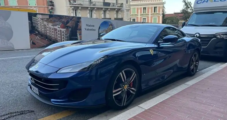 Photo 1 : Ferrari Portofino 2019 Petrol