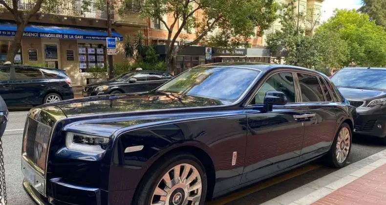 Photo 1 : Rolls-royce Phantom 2019 Essence