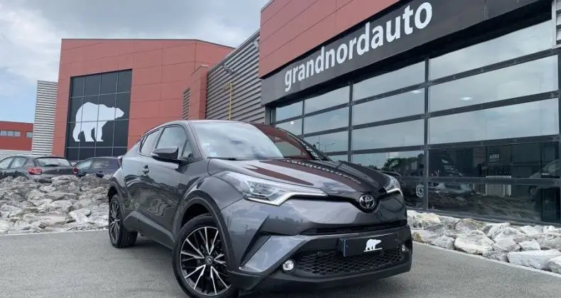 Photo 1 : Toyota C-hr 2017 Essence