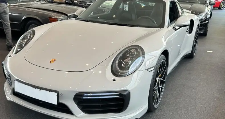 Photo 1 : Porsche 991 2018 Petrol