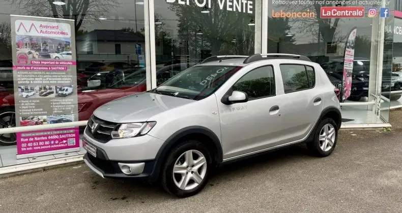 Photo 1 : Dacia Sandero 2016 Essence