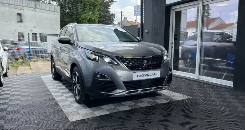 Photo 1 : Peugeot 3008 2019 Diesel