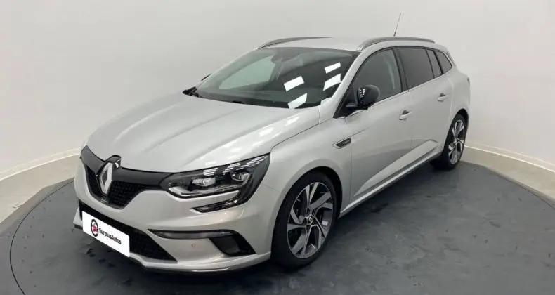 Photo 1 : Renault Megane 2017 Essence