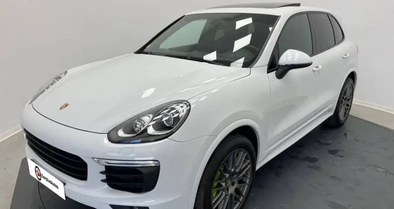 Photo 1 : Porsche Cayenne 2017 Hybrid