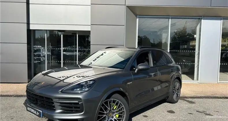 Photo 1 : Porsche Cayenne 2020 Hybrid